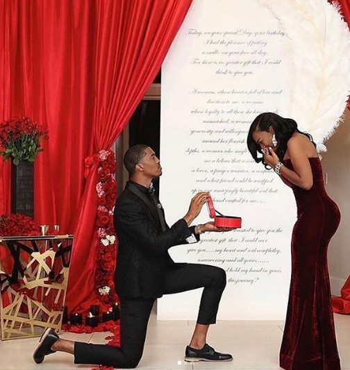American athlete who proposed to his woman with 6 rings explains why he did that