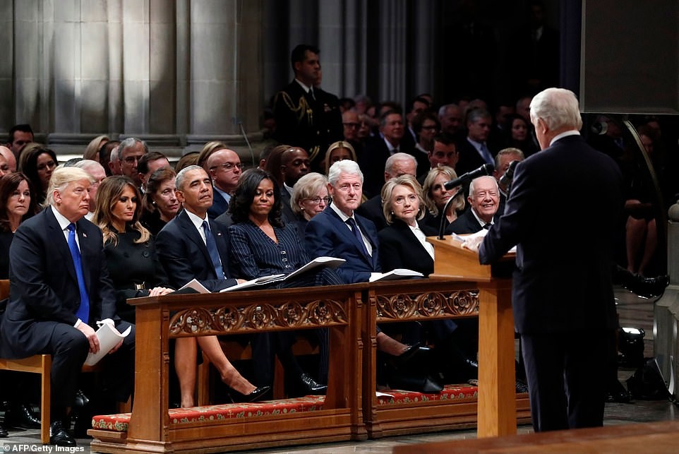 Trump, Obama, Clinton and their wives attend the memorial service of George H.W. Bush to pay their respect (Photos)
