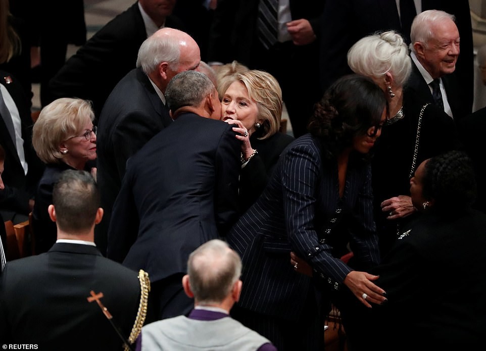 Trump, Obama, Clinton and their wives attend the memorial service of George H.W. Bush to pay their respect (Photos)