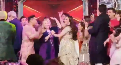 Hillary Clinton filmed dancing at the wedding of the daughter of India