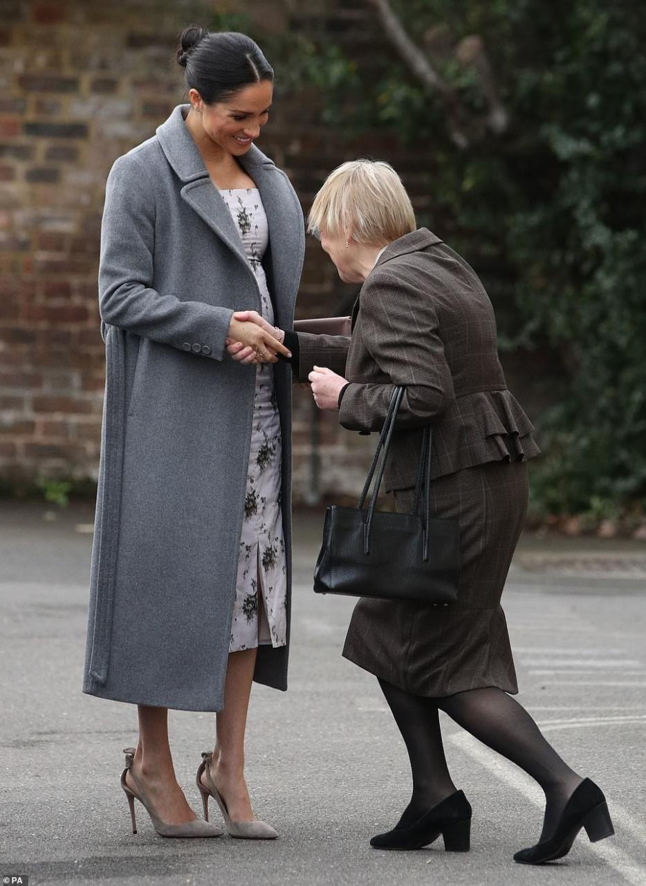 Meghan Markle brushes off her father