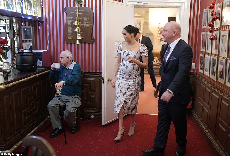Meghan Markle brushes off her father