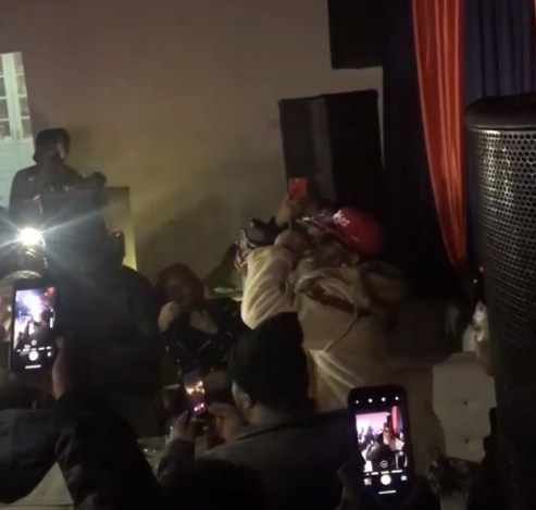 R. Kelly had an incident with police at a Chicago nightclub during his birthday celebration (video)