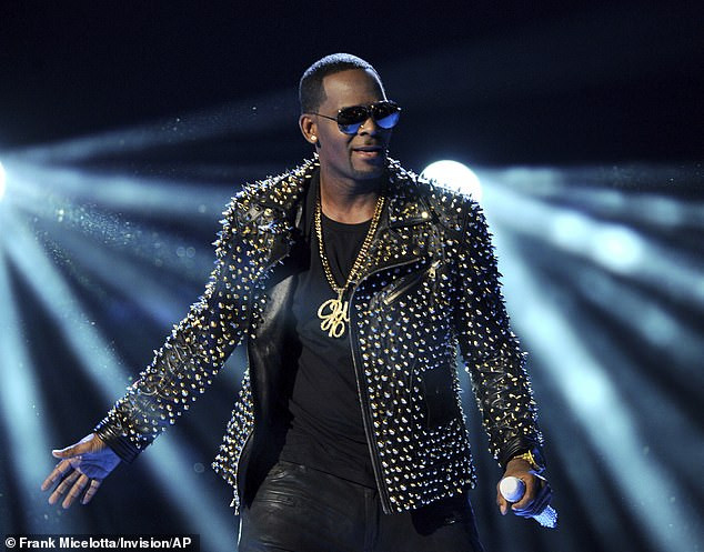 Disturbing images show two of R Kelly