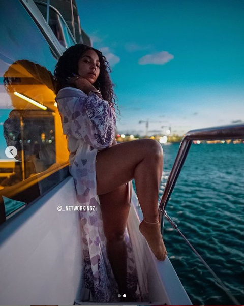 Ageless Ashanti, 38, shares makeup-free photos as she poses in sexy bikini (Photos)