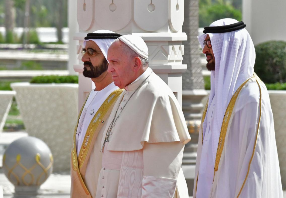 Pope Francis in Abu Dhabi for the first ever Papal visit to the Arab Peninsula (video)
