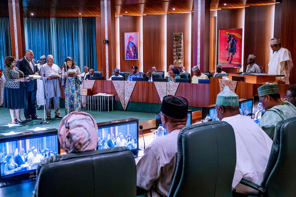 President Buhari swears-In chairman and members of the Independent Corrupt Practises and Other Related Offences Commission (Photos)