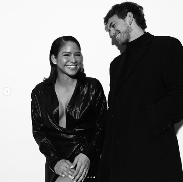 Read the short and lovely hilarious message Cassie