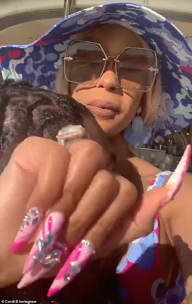 Cardi B and ?husband Offset enjoy romantic gateway in Los Cabos (Photos)