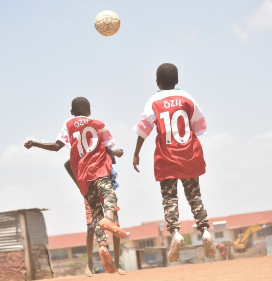 Mesut Ozil sends signed Arsenal jersey to Kenyan boy who was pictured with the footballer