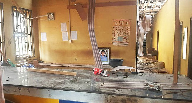 Gunmen attack police station in Edo, kill DPO, five others (Photos)