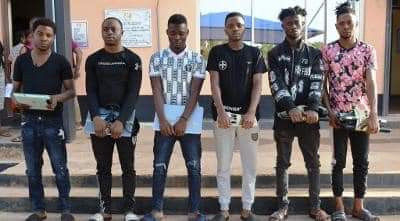 Photos: EFCC arrests Ibadan ?Yahoo Boys?, recovers exotic cars