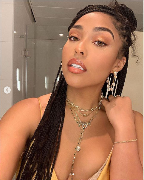 Jordyn Woods shares stunning new photos from her hotel room in Nigeria?