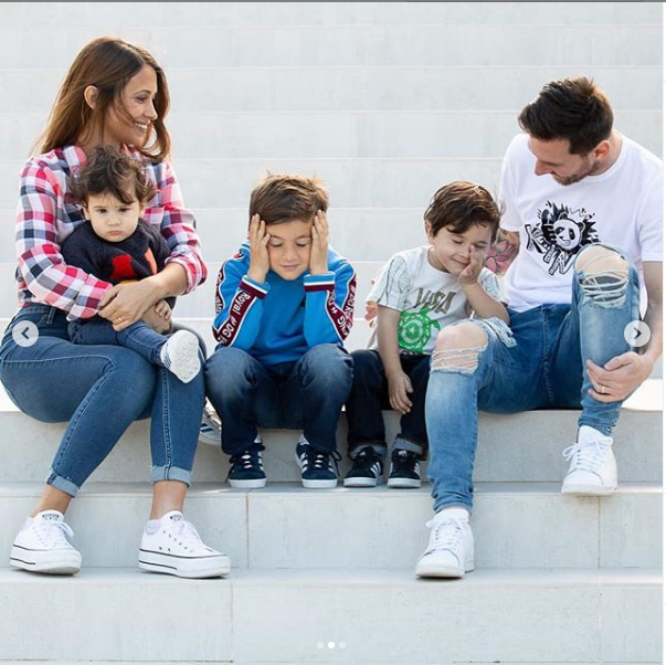 Lionel Messi and his beautiful family pose in new adorable photos