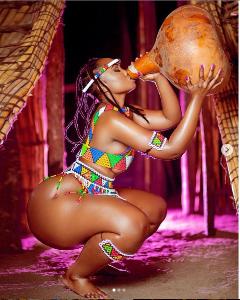 Tanzanian model, Sanchi shows off her endowed mom and fans are now convinced that her massive backside is natural?(See Photos)