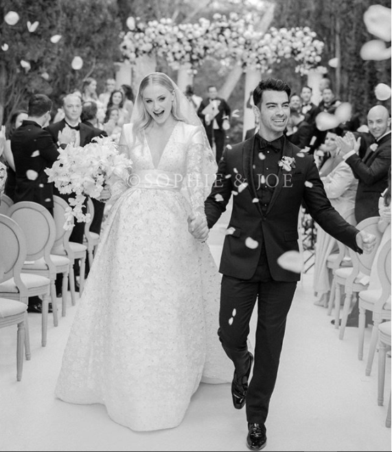 First photos from Sophie Turner and Joe Jonas
