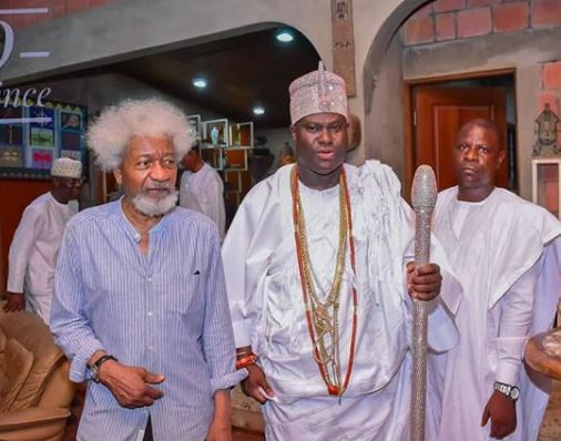 Photos: Ooni of Ife visits Wole Soyinka, issue joint communique saying, 