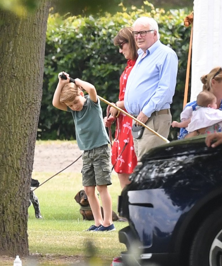 Meghan Markle takes newborn son with Kate Middleton and her kids to watch Harry and Williams play in polo match (photos)