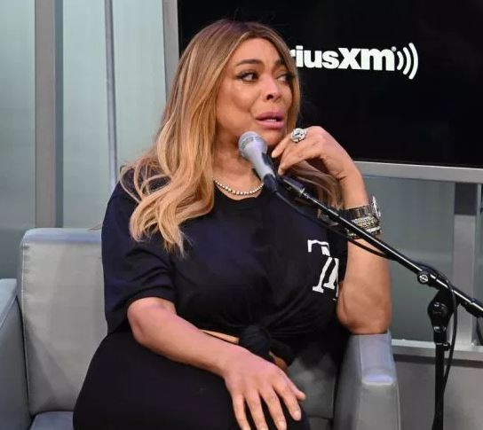 Wendy Williams breaks down in tears as she talks about ex husband (Video)