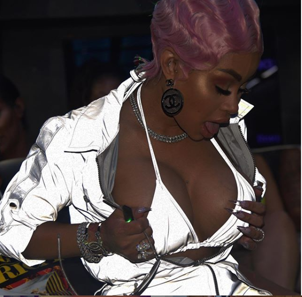 Blac Chyna, 31, grabs her boobs in new photos amidst reports she