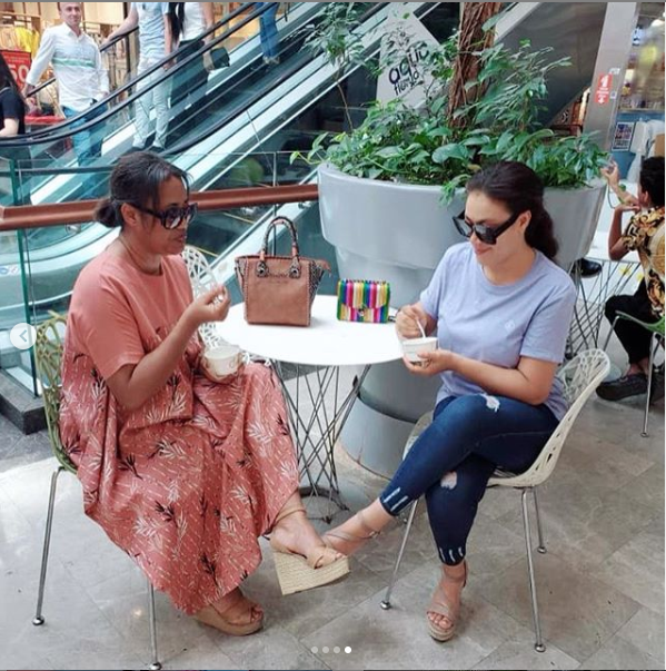 Actress Nadia Buari and her beautiful mom, Hajia enjoy ice cream date (Photos)