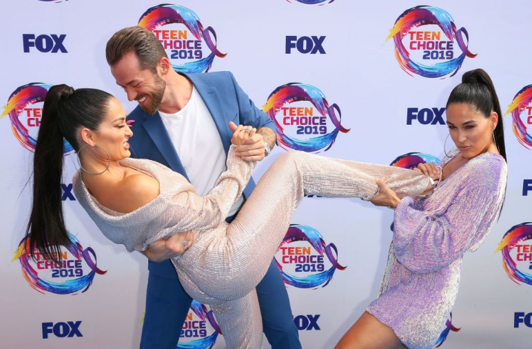 Red carpet moment from 2019 Teen Choice Awards (photos)