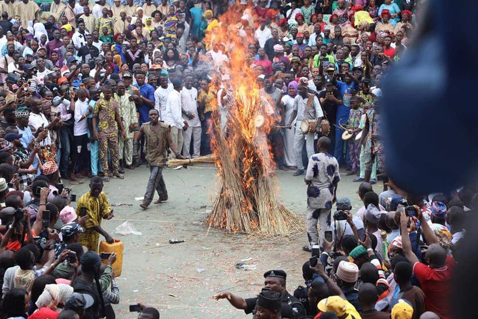 Ogun Masquerade, Danafojura, set on fire at an event (watch video)