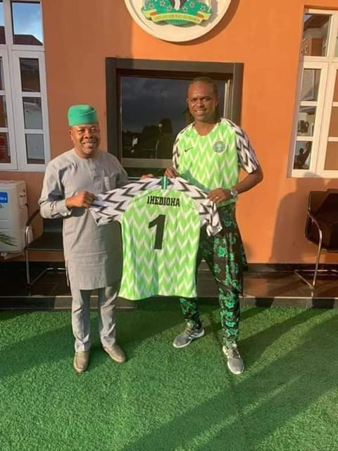 Kanu Nwankwo appointed as SSA on Sports matters to Gov Ihedioha of Imo state (Photos)