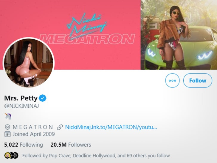 Nicki Minaj changes Twitter name to 