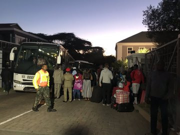 Xenophobia: 320 Nigerians spotted heading to the airport for their flight back to Nigeria (Photos/Video)