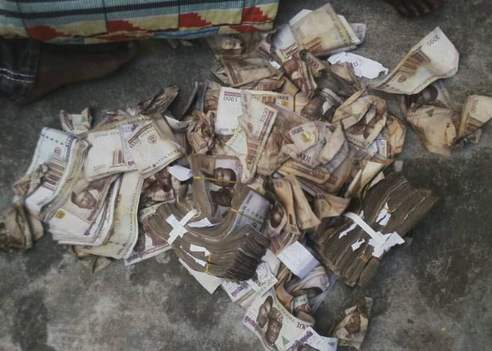 Lagos Police shares hilarious throwback photos of when they arrested two criminals who stuffed money in their pants