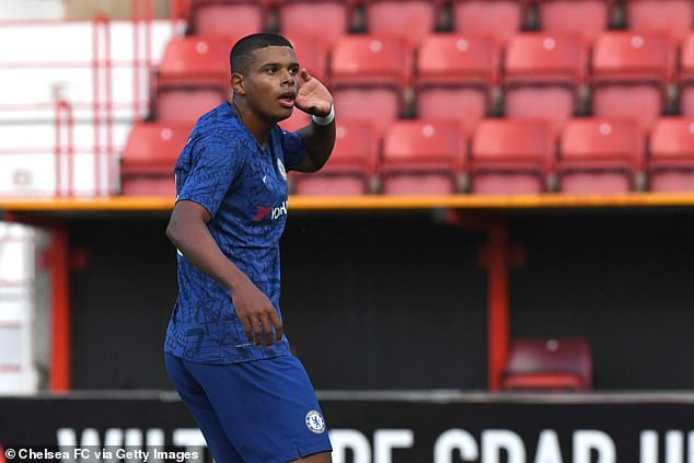Meet Faustino Anjorin, the 17 year old Nigerian player who made history for Chelsea (photos)