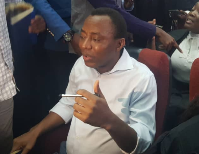 First photos of Omoyele Sowore in court today during his arraignment for?treason and terrorism by DSS