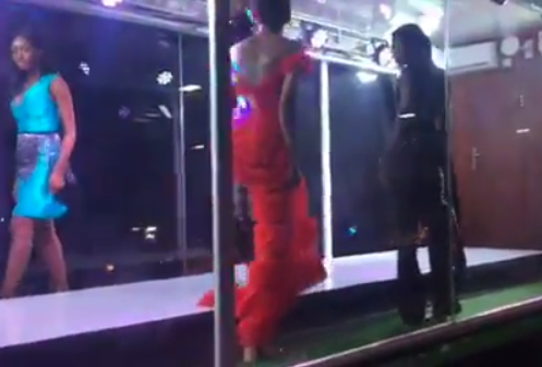 Models spotted cat-walking in a transparent van in Lagos (Video)
