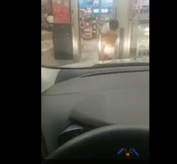 Toddler in diaper filmed shoplifting alone in the middle of the night (video)