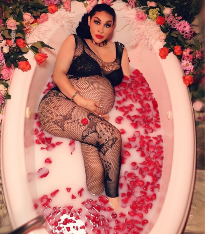 Hilarious reactions follow as Keke Wyatt announces she
