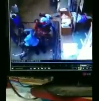 Moment a child, 3, fell from a story building in India and fortunately landed on a rickshaw passing by below (video)