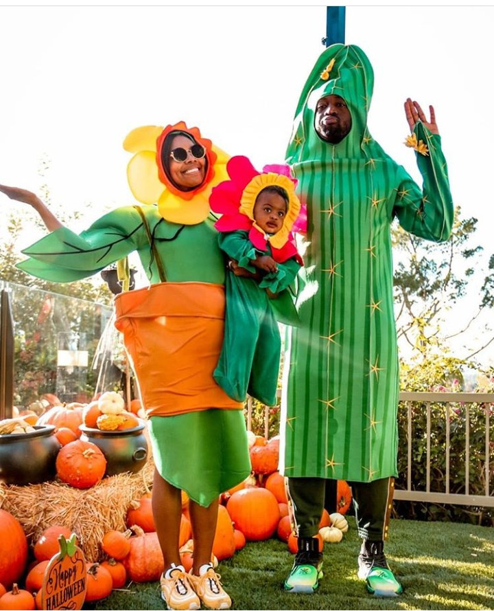 The Wades transform into plants for Halloween (photos)