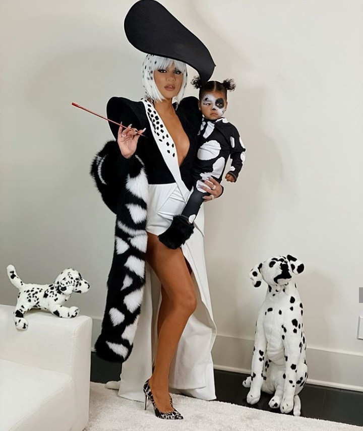 Khloe Kardashian and daughter True wear 101 Dalmatian Halloween inspired costumes (photos)