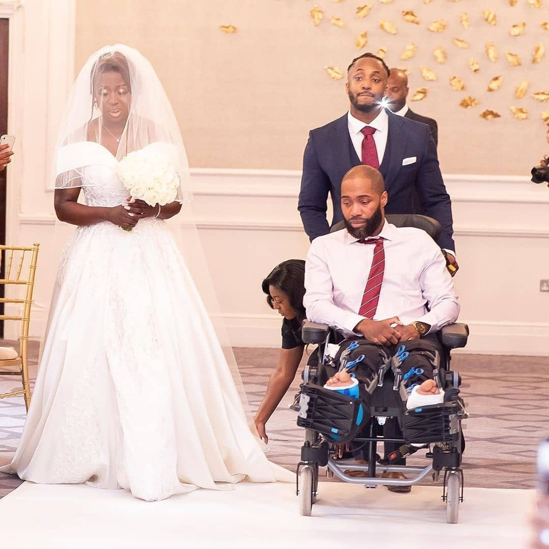 Sibling love! Bride insists her brother walks her down the aisle despite suffering serious injuries two months to her wedding (photos)