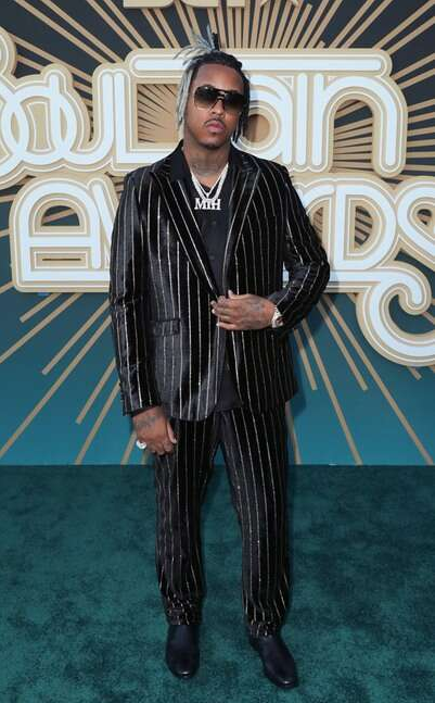Red carpet fashion at the 2019 Soul Train Awards (photos)