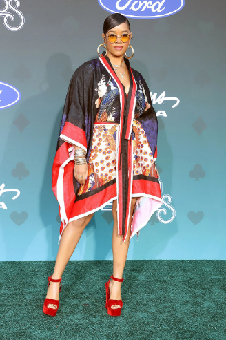 Chris Brown, Drake, Lizzo among top winners at the Soul Train Awards 2019. See full list of winners plus more red carpet photos