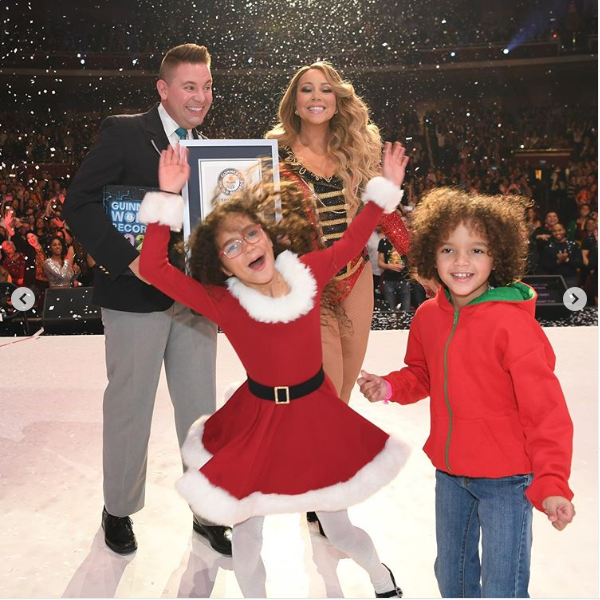 Mariah Carey breaks three Guinness World Records with her Christmas classic song (Photos)