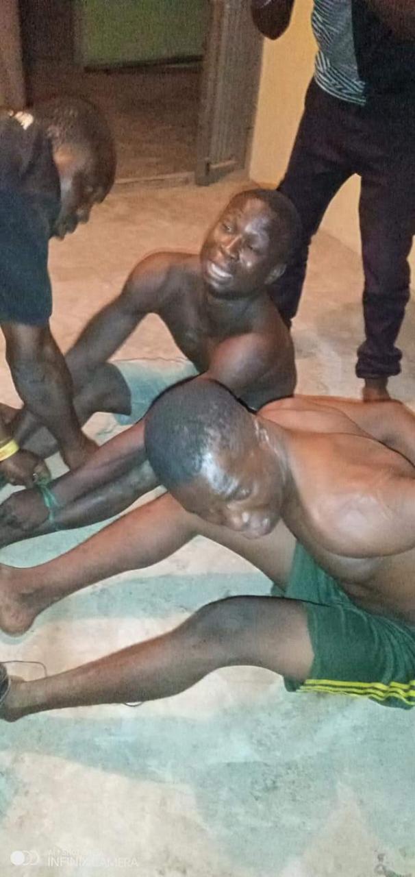 Vigilante group nabs two thieves who stole a big Generator set in Ondo and sold it for N10k (photos)