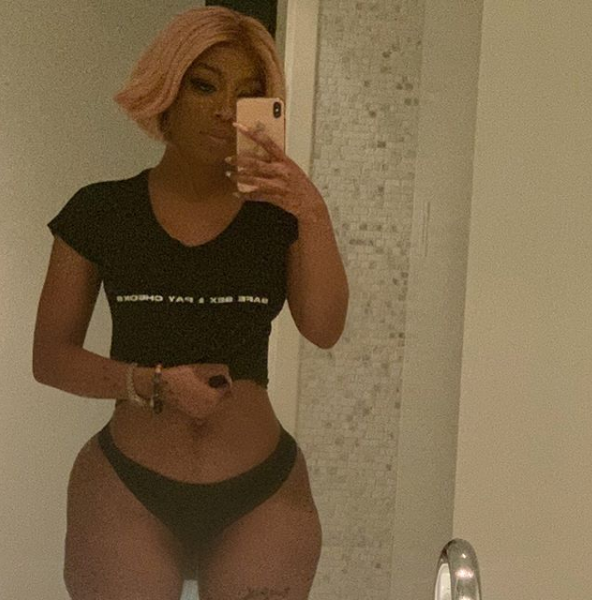 Singer K.Michelle shows off her 