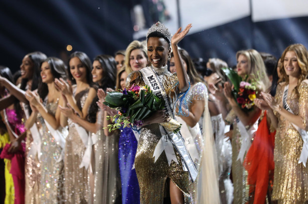 Miss South Africa Zozibini Tunzi crowned Miss Universe 2019 (Photos)