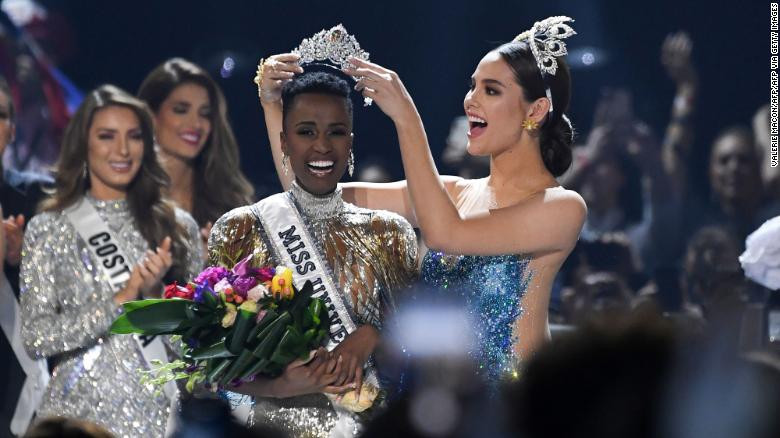 Miss South Africa Zozibini Tunzi crowned Miss Universe 2019 (Photos)