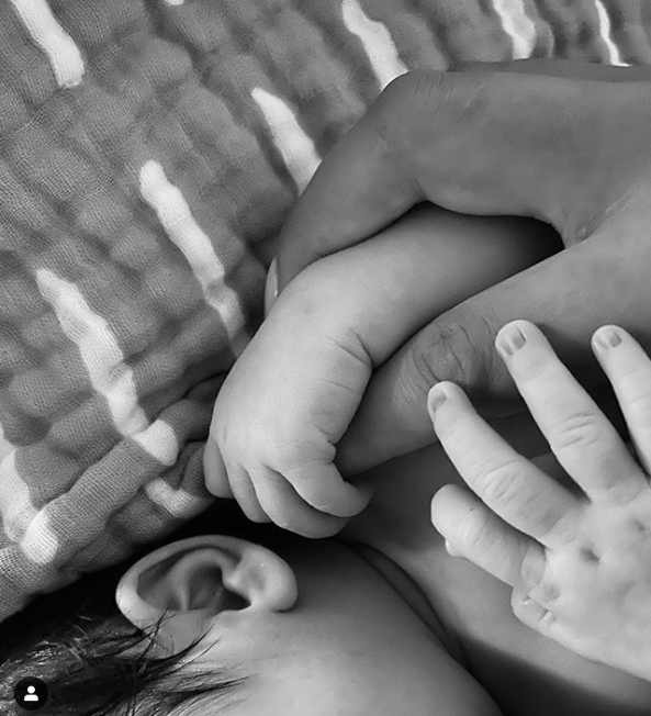  Cassie shares first glimpse of her adorable baby daughter Frankie Stone Fine (Photo)