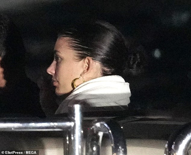 Leonardo DiCaprio and girlfriend Camila Morrone enjoy boat ride together in the Caribbean (Photos)