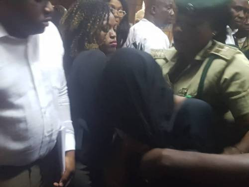 Maryam Sanda wails, attempts to flee after court sentenced her to death by hanging for killing her husband (photos)
